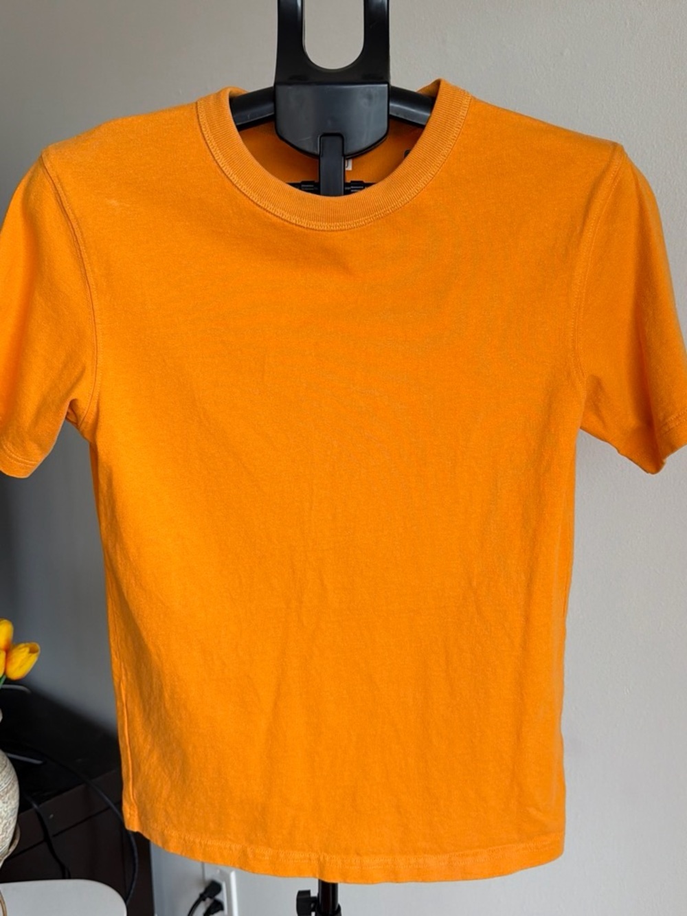 Uniqlo Men's Crewneck T-Shirt - Orange